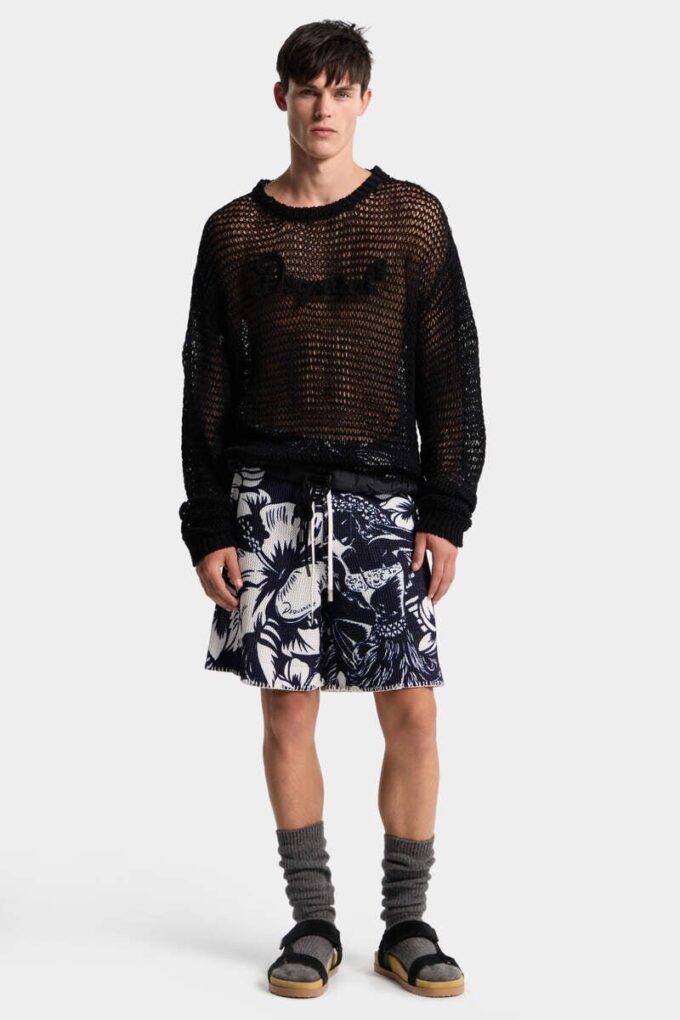 Charakterystyczny sweter z ażurowym wzorem marki Dsquared2