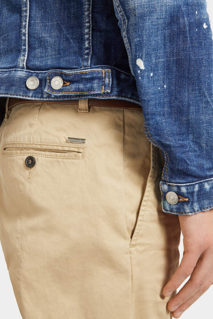 D2 Seksowne spodnie chino