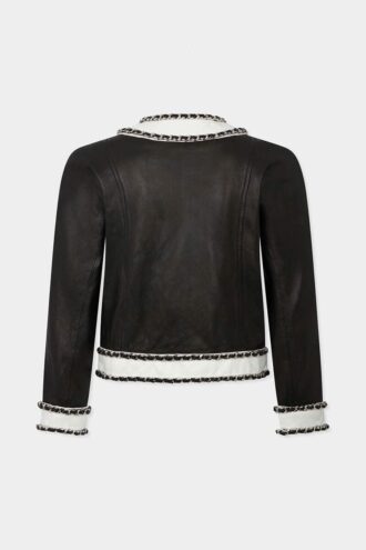 Elegancka kurtka w stylu buntowniczym