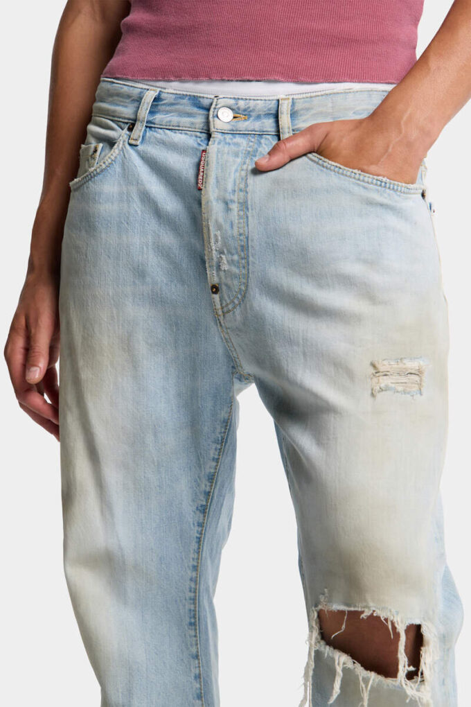 Jasne Jeansy w stylu L.A. Wash Jasne Jeansy w stylu L.A. Wash