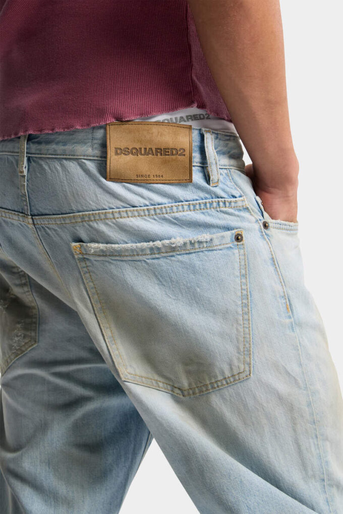 Jasne Jeansy w stylu L.A. Wash Jasne Jeansy w stylu L.A. Wash