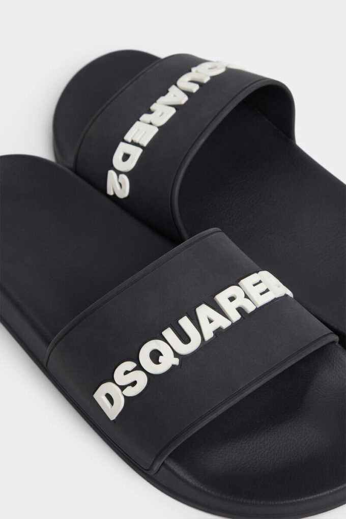 Klapki z logo Dsquared2
