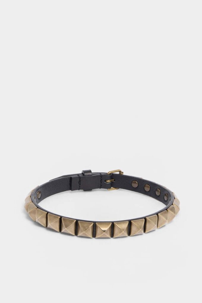 Naszyjnik typu choker z ćwiekami Naszyjnik typu choker z ćwiekami