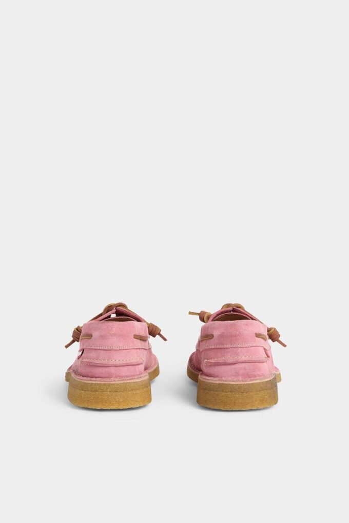 Neoklasyczne buty żeglarskie