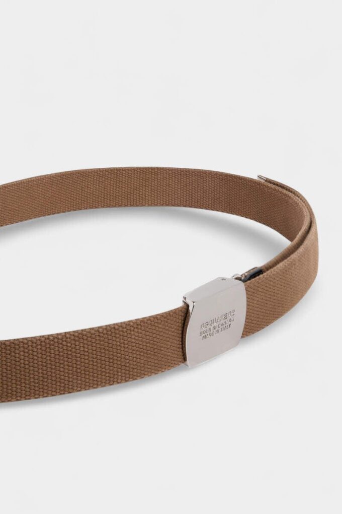 Pasek z plakietką z logo Dsquared2 Pasek z plakietką z logo Dsquared2