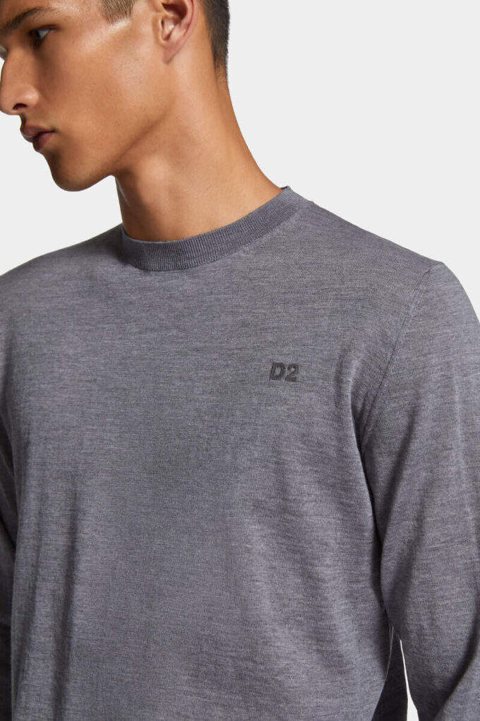 Sweter z okrągłym dekoltem D2